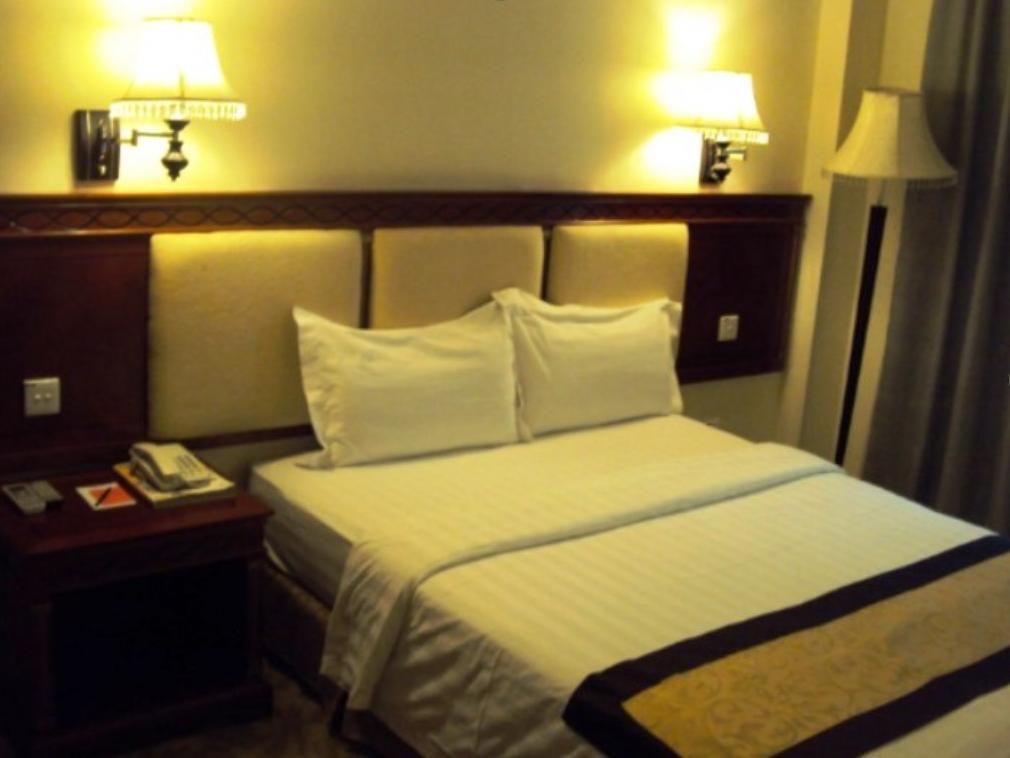 Mb Hotel Tawau Exteriör bild