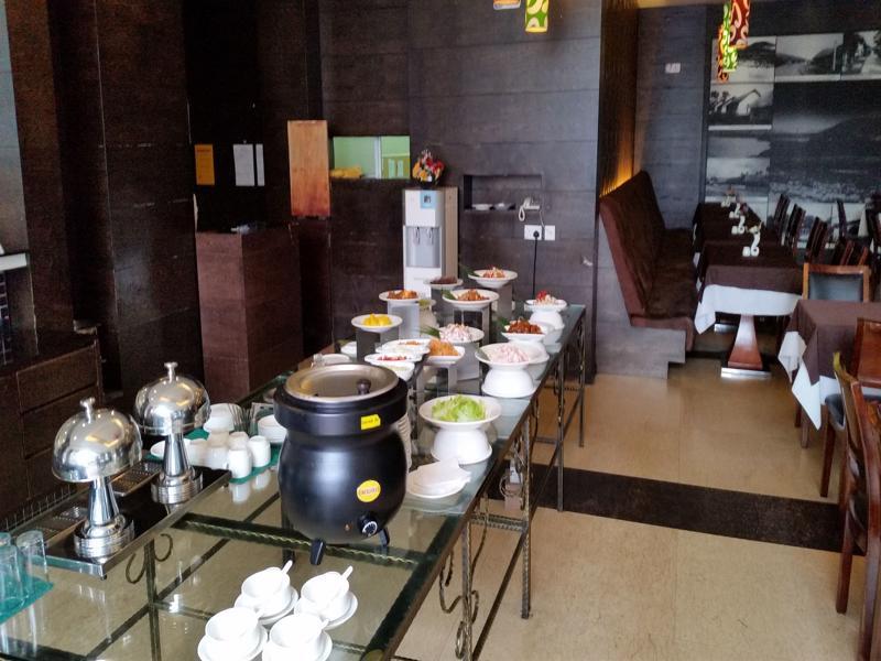 Mb Hotel Tawau Exteriör bild